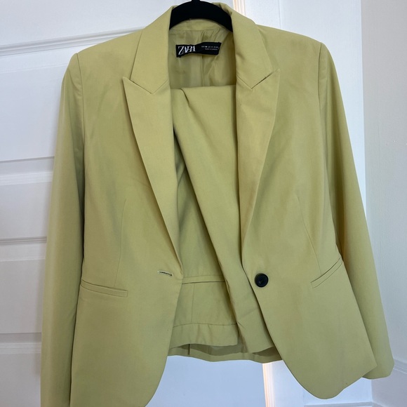 Zara 2 piece blazer and pant set - Picture 3 of 5